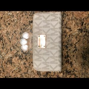 Michael Kors Wallet cream/white/tan
